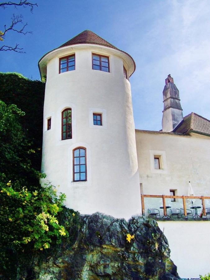 Haus Zum Nibelungenlied Apartment เมลค์ ภายนอก รูปภาพ